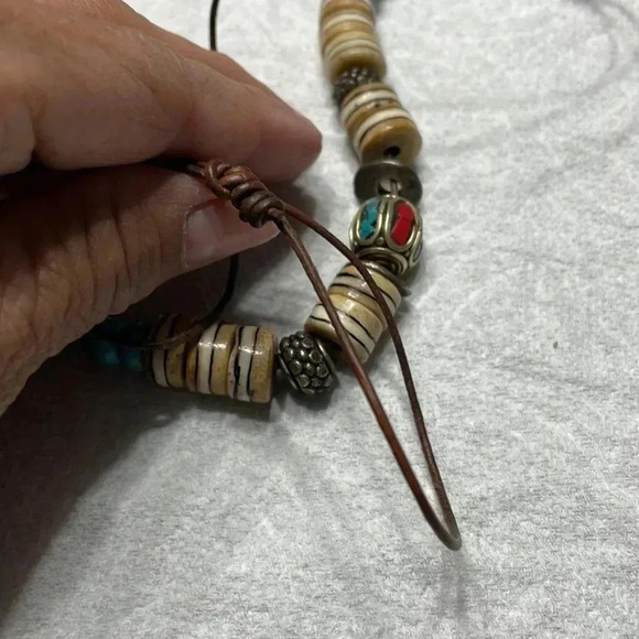 Vintage native beaded necklace - Picture 6 of 6